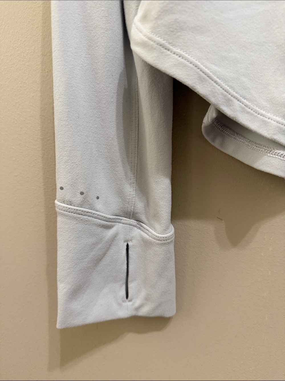 Lululemon Rulu Running Long-Sleeve Mock Neck Shirt in Vapor Size 12 Reflective - Picture 6 of 8